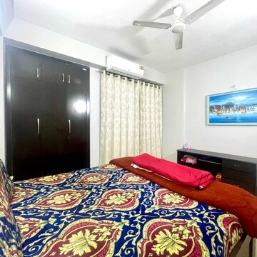 Bedroom in 3 BHK Apartment at Supertech Cape Town, Sector 74 – for Rent