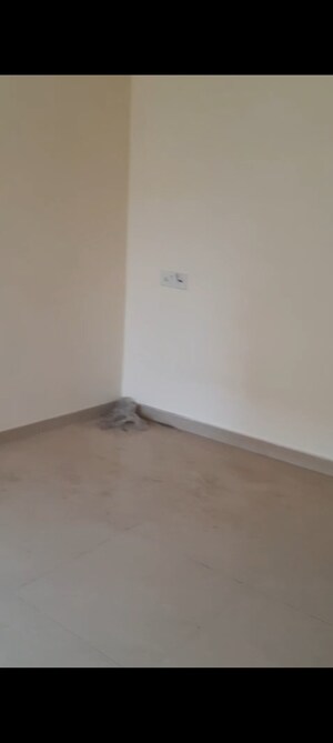 Room in 2 BHK Apartment at Subhshri Arcade, Malad West – for Sale