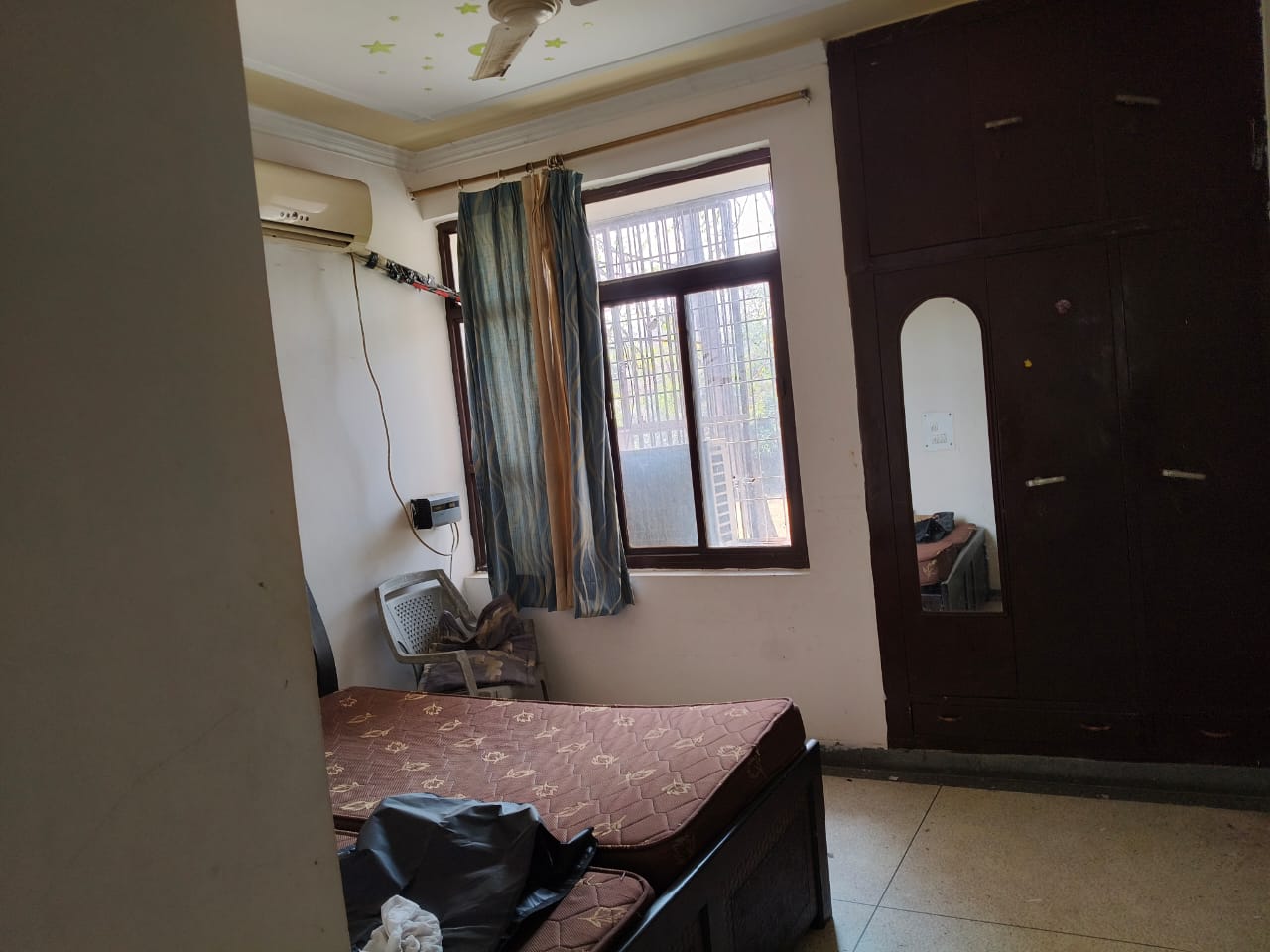 3 BHK Builder Floor For Rent in Gupta Awas