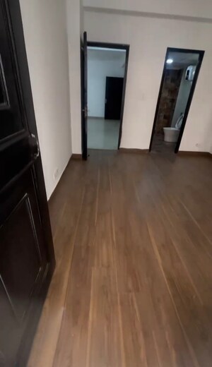 Room in 2 BHK Apartment at Bulland Heights, Sain Vihar – for Sale