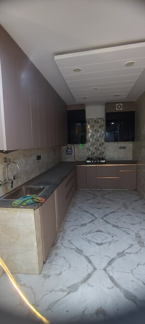 Kitchen in 3.5 BHK Builder Floor at Meenakshi Garden – for Sale