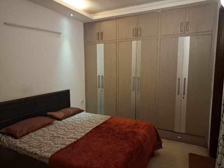 Bedroom, lajpat nagar ii 2 Bedroom 150 Sq.Yd. Builder Floor In Lajpat Nagar ii Delhi 8786471