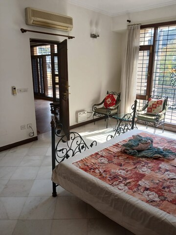 Bedroom in 2 BHK Builder Floor at Sector 8 – for Rent