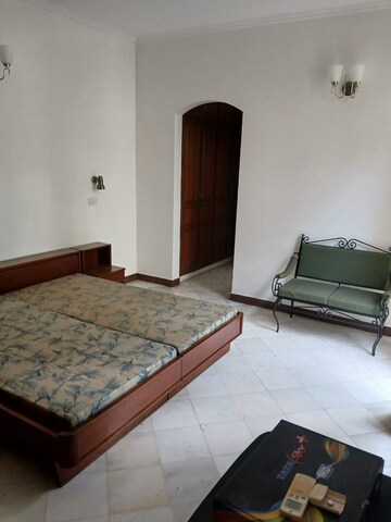 Bedroom in 2 BHK Builder Floor at Sector 8 – for Rent