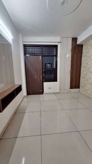 3 BHK Builder Floor For Sale in Dhakoli