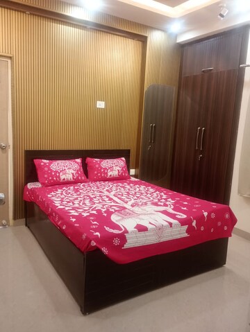 2 BHK Apartment For Rent in Antriksh Golf City, Sector 150