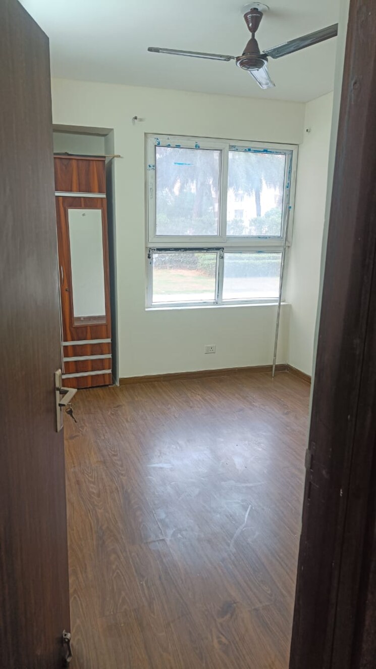 Room, bptp-spacio 2 Bedroom 1000 Sq.Ft. Apartment In Sector 37d Gurgaon 8786481