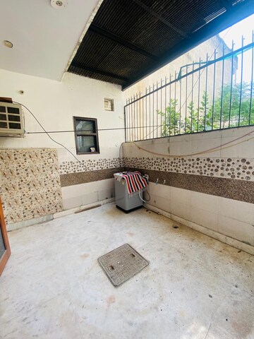 Kitchen in 3 BHK Builder Floor at Sector 46 – for Rent