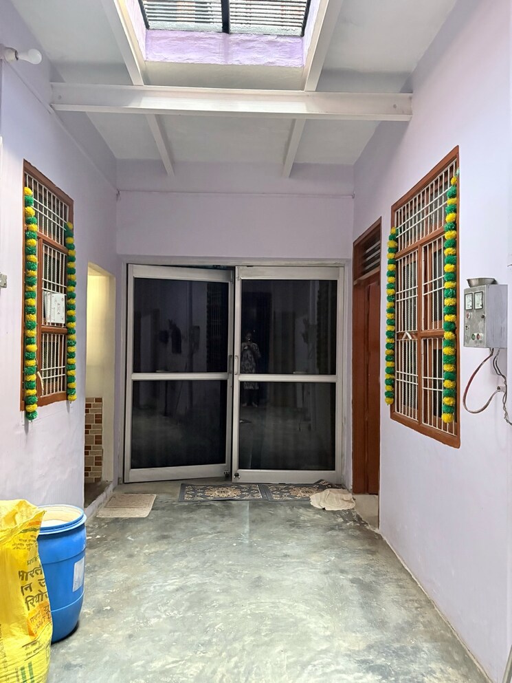 Exterior View, grain market palwal 6+ Bedroom 200 Sq.Yd. Independent House In Grain Market Palwal Palwal 8786445