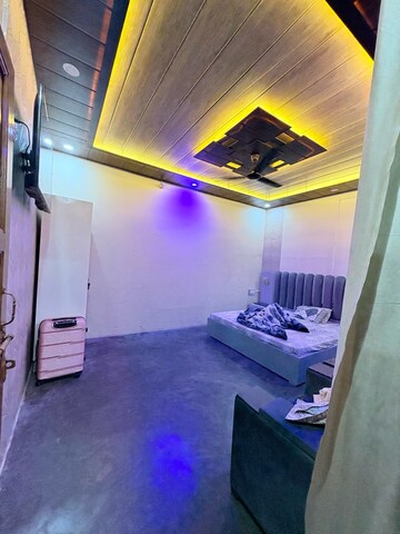 Living Room in 6+ BHK Independent House at Grain Market Palwal – for Sale
