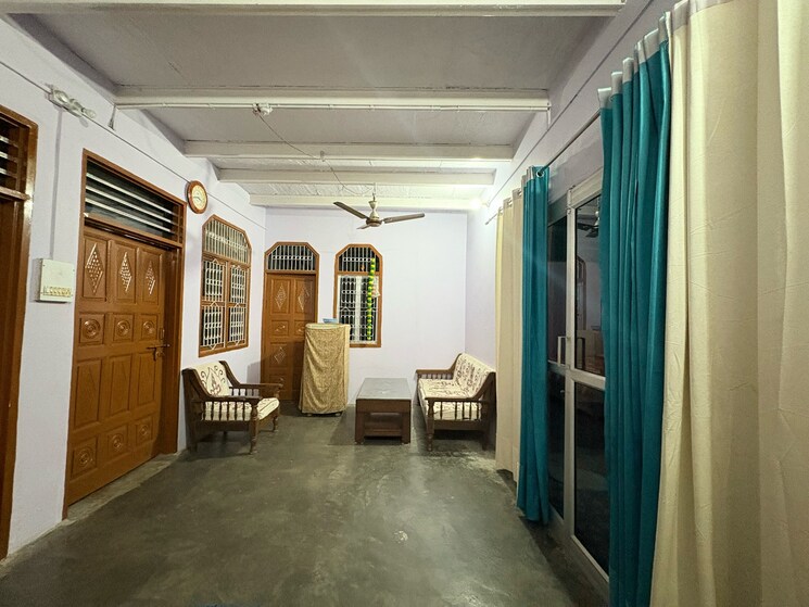 Living Room, grain market palwal 6+ Bedroom 200 Sq.Yd. Independent House In Grain Market Palwal Palwal 8786445