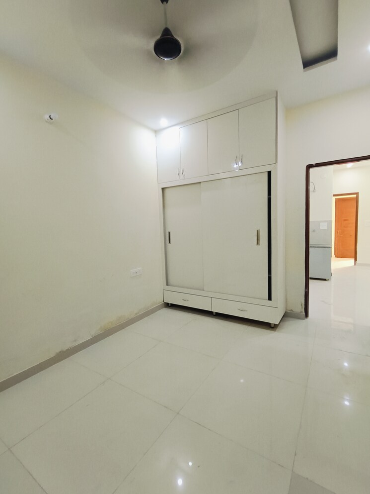 Room, sunny enclave 3 Bedroom 1800 Sq.Ft. Apartment In Sunny Enclave Mohali 8786524