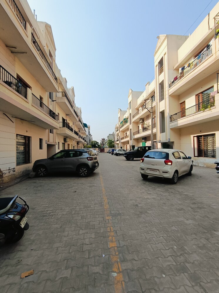 Exterior View, sunny enclave 3 Bedroom 1800 Sq.Ft. Apartment In Sunny Enclave Mohali 8786524