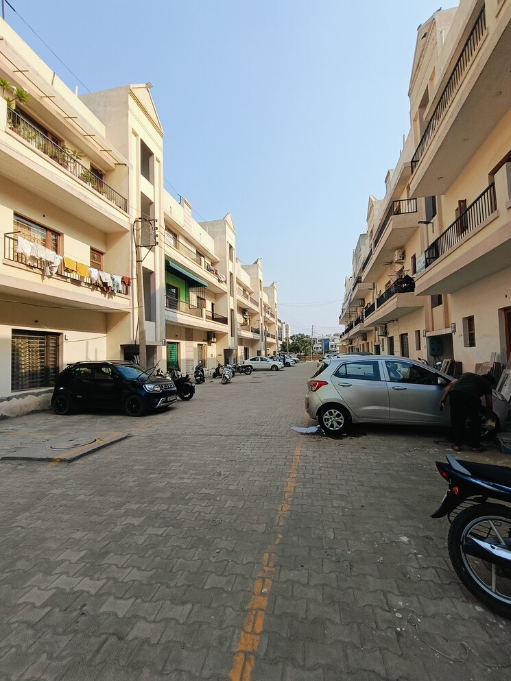 Exterior View, sunny enclave 3 Bedroom 1800 Sq.Ft. Apartment In Sunny Enclave Mohali 8786524