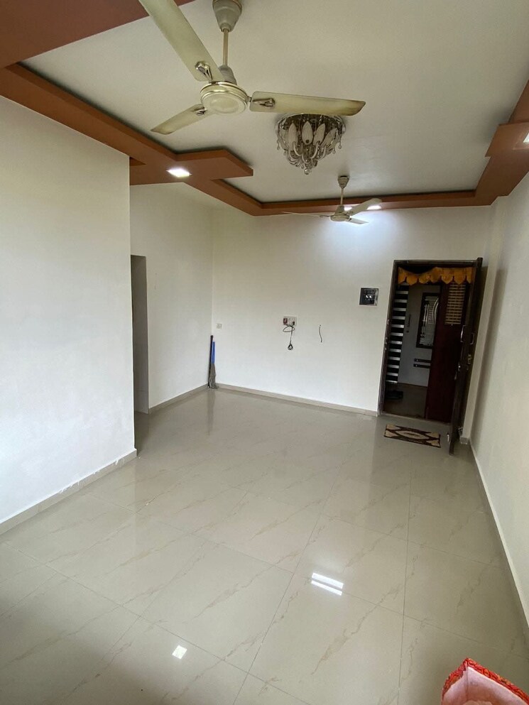 Room, dombivli west 2 Bedroom 975 Sq.Ft. Apartment In Dombivli West Thane 8786521
