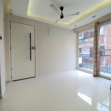 Room in 1 BHK Builder Floor at Malviya Nagar – for Rent