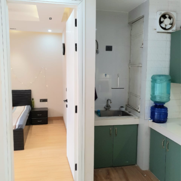 Bathroom in 1 BHK Builder Floor at Malviya Nagar – for Rent
