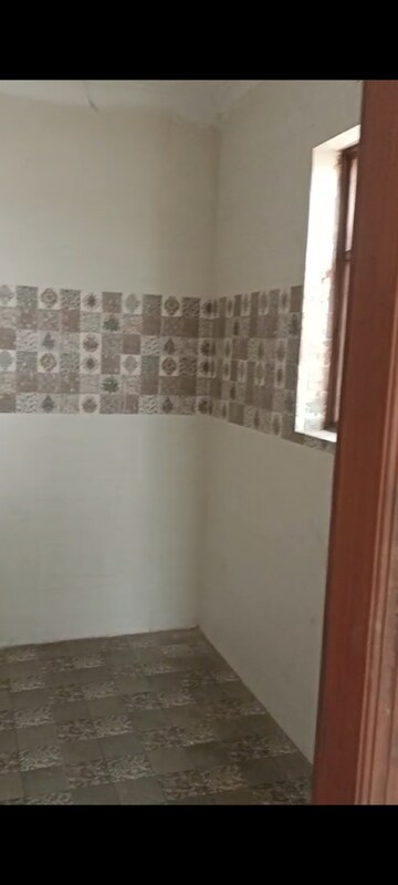 Bathroom in 3 BHK Builder Floor at Soha Neal City, Sector 98 – for Sale