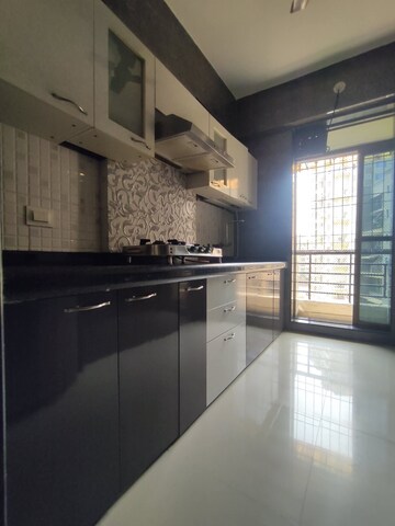 Kitchen in 1.5 BHK Apartment at Dombivli West – for Rent