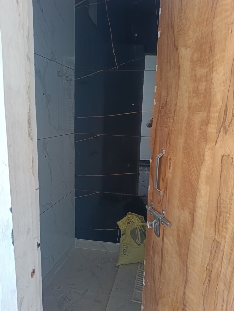 Bathroom, partapur 3 Bedroom 95 Sq.Yd. Independent House In Partapur Meerut 8786582