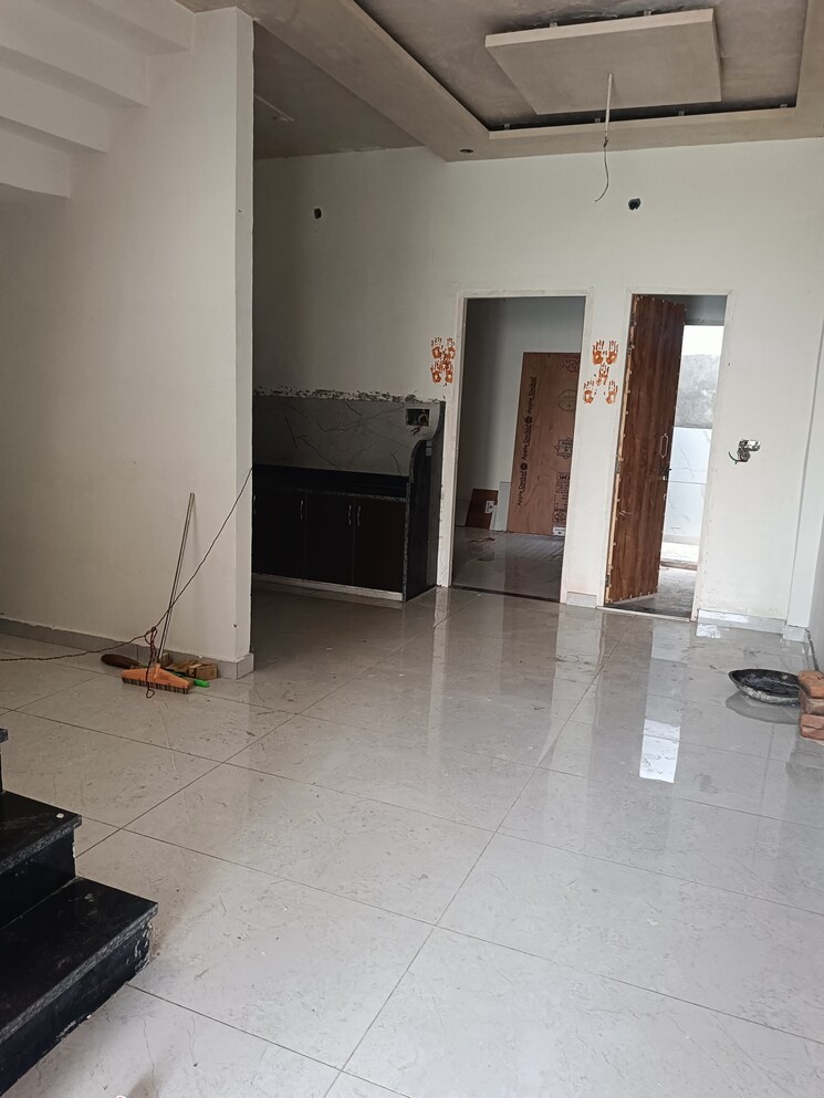 Living Room, partapur 3 Bedroom 95 Sq.Yd. Independent House In Partapur Meerut 8786582