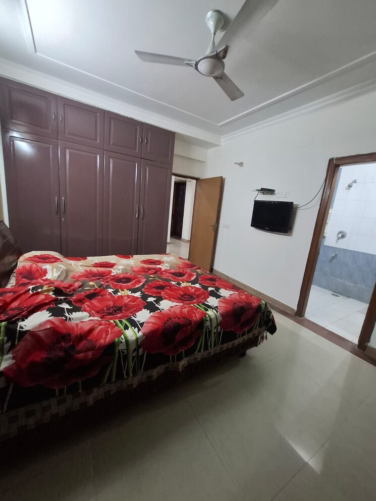 Bedroom, vip road 2 Bedroom 1292 Sq.Ft. Apartment In Vip Road Zirakpur 8786566
