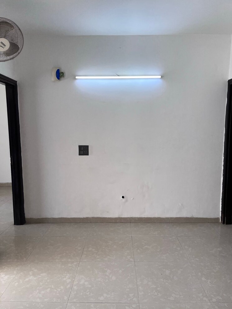 Room, rwa-chittaranjan-park-block-r 2 Bedroom 1200 Sq.Ft. Apartment In Chittaranjan Park Delhi 8786556