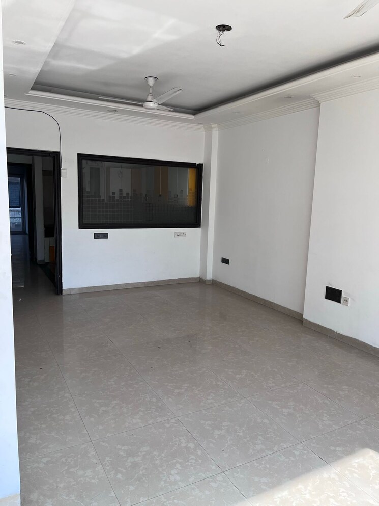 Room, rwa-chittaranjan-park-block-r 2 Bedroom 1200 Sq.Ft. Apartment In Chittaranjan Park Delhi 8786556