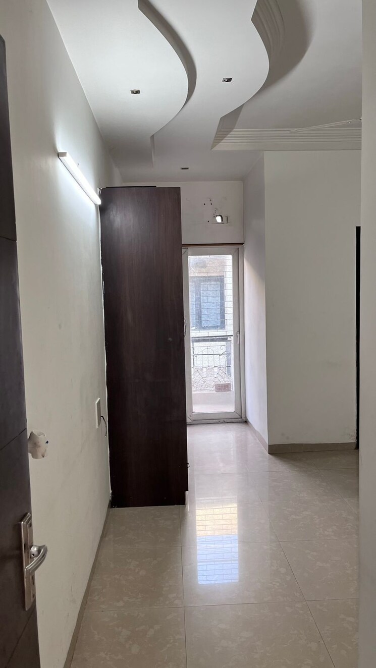 undefined, rwa-chittaranjan-park-block-r 2 Bedroom 1200 Sq.Ft. Apartment In Chittaranjan Park Delhi 8786556