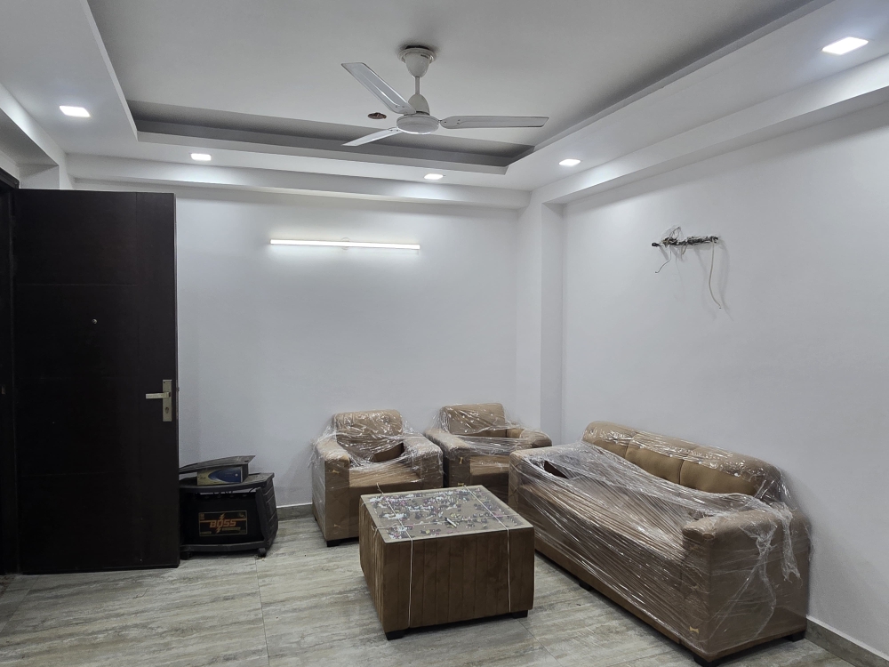 2 BHK Builder Floor For Rent in Saket