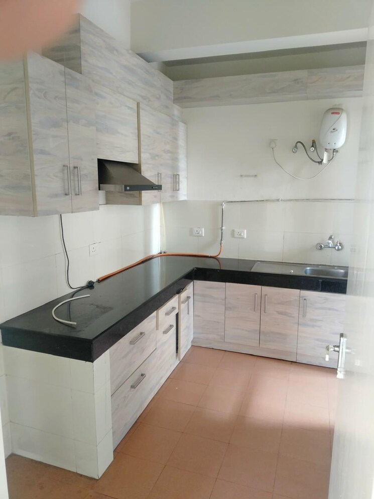 Kitchen, pioneer-park-phase-1 2 Bedroom 1300 Sq.Ft. Apartment In Sector 61 Gurgaon 8786567