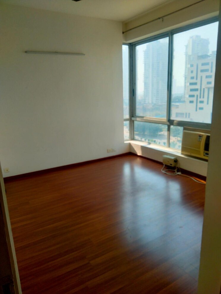 Room, pioneer-park-phase-1 2 Bedroom 1300 Sq.Ft. Apartment In Sector 61 Gurgaon 8786567