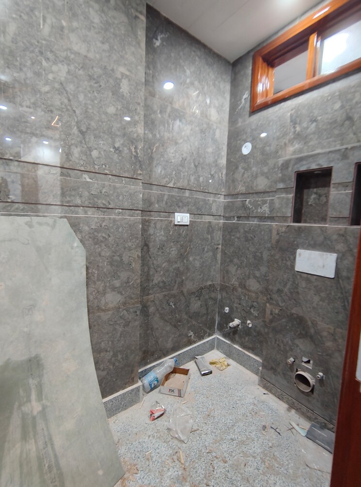 undefined, rohini sector 17 2 Bedroom 52 Sq.Mt. Builder Floor In Rohini Sector 17 Delhi 8786600