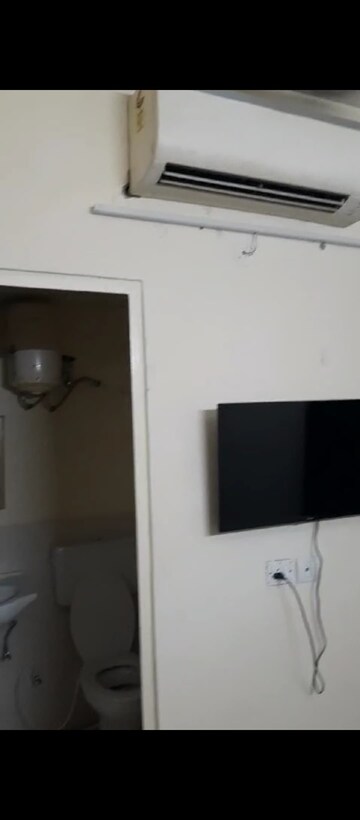 Furnished Amenities in 3 BHK Apartment at Conscient Habitat 78, Sector 78 – for Rent