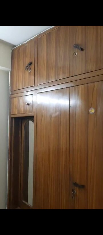 Furnished Amenities in 3 BHK Apartment at Conscient Habitat 78, Sector 78 – for Rent