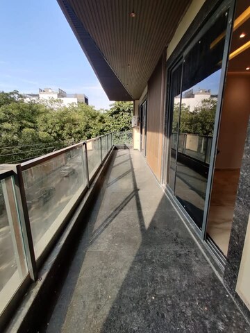 Balcony in 3 BHK Builder Floor at Saket – for Rent