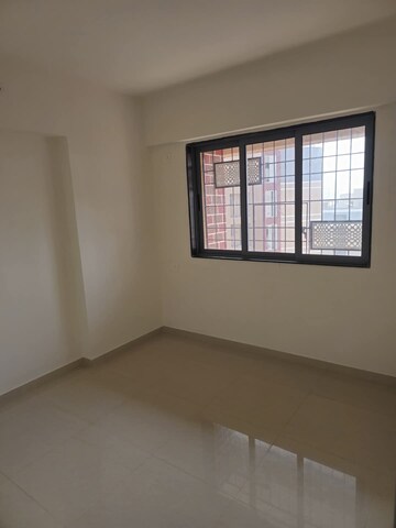 Room in 2 BHK Apartment at Lodha Panacea 1, Dombivli East – for Rent