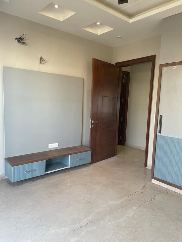 Room, saket 2 Bedroom 1000 Sq.Ft. Builder Floor In Saket Delhi 8786621