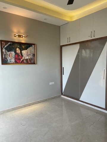 Room in 2 BHK Builder Floor at Saket – for Rent