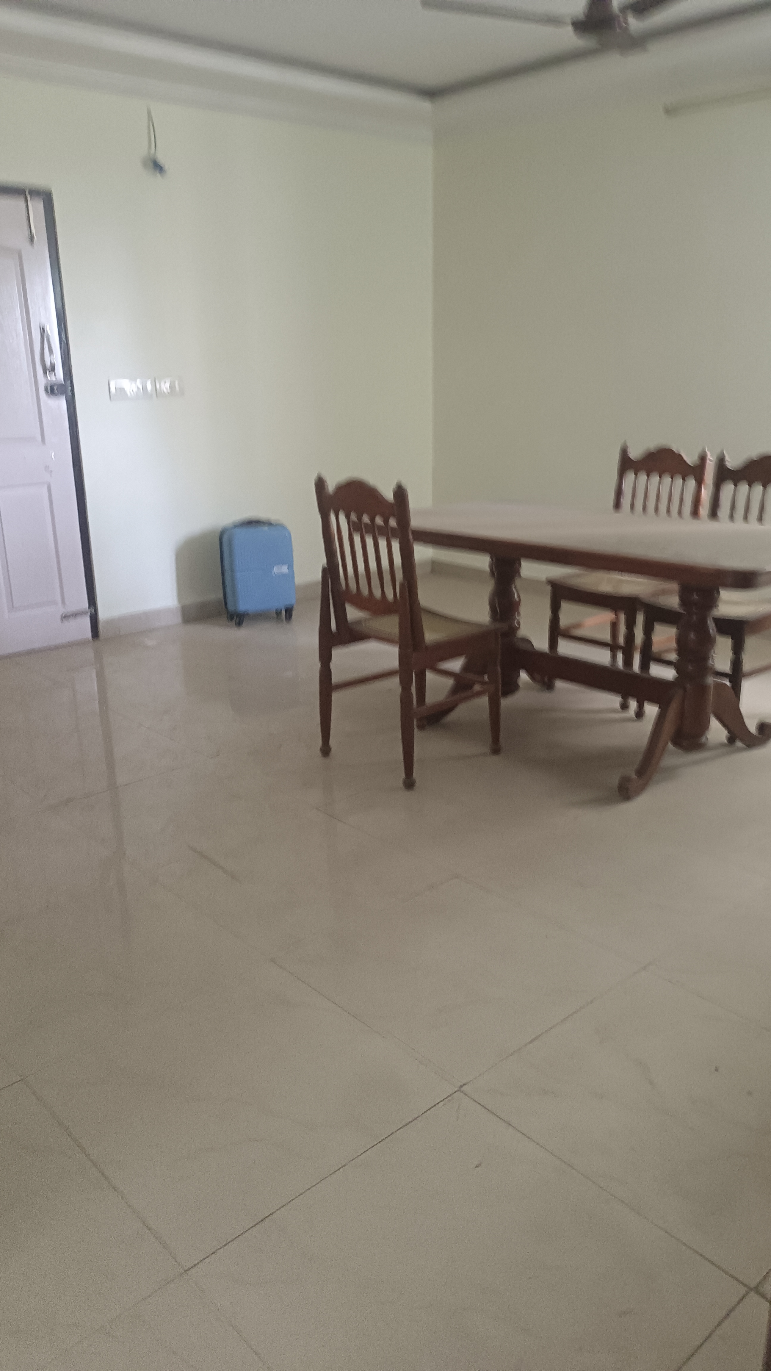 3 BHK 1670 Sq.Ft. Apartment in Yamuna Bulding