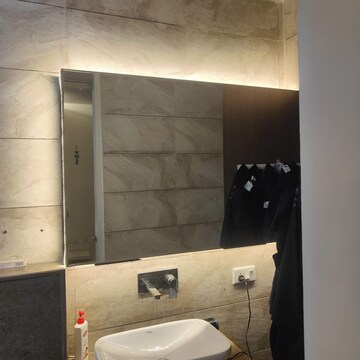 Bathroom in 2 BHK Builder Floor at Subhash Nagar – for Rent