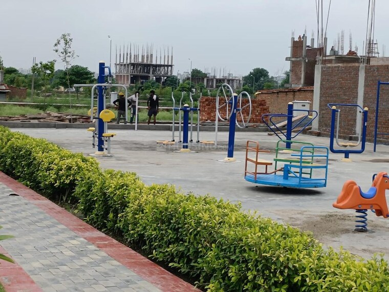 Garden, soha-neal-city 3 Bedroom 162 Sq.Yd. Apartment In Sector 98 Faridabad 8786629