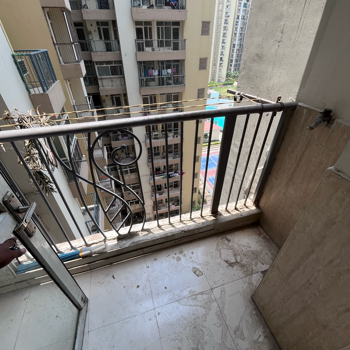 2 BHK + Pooja Room 950 Sq.Ft. Apartment in Prateek Laurel