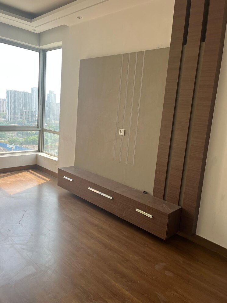 Room, pioneer-park-phase-1 3 Bedroom 1580 Sq.Ft. Apartment In Sector 61 Gurgaon 8786623