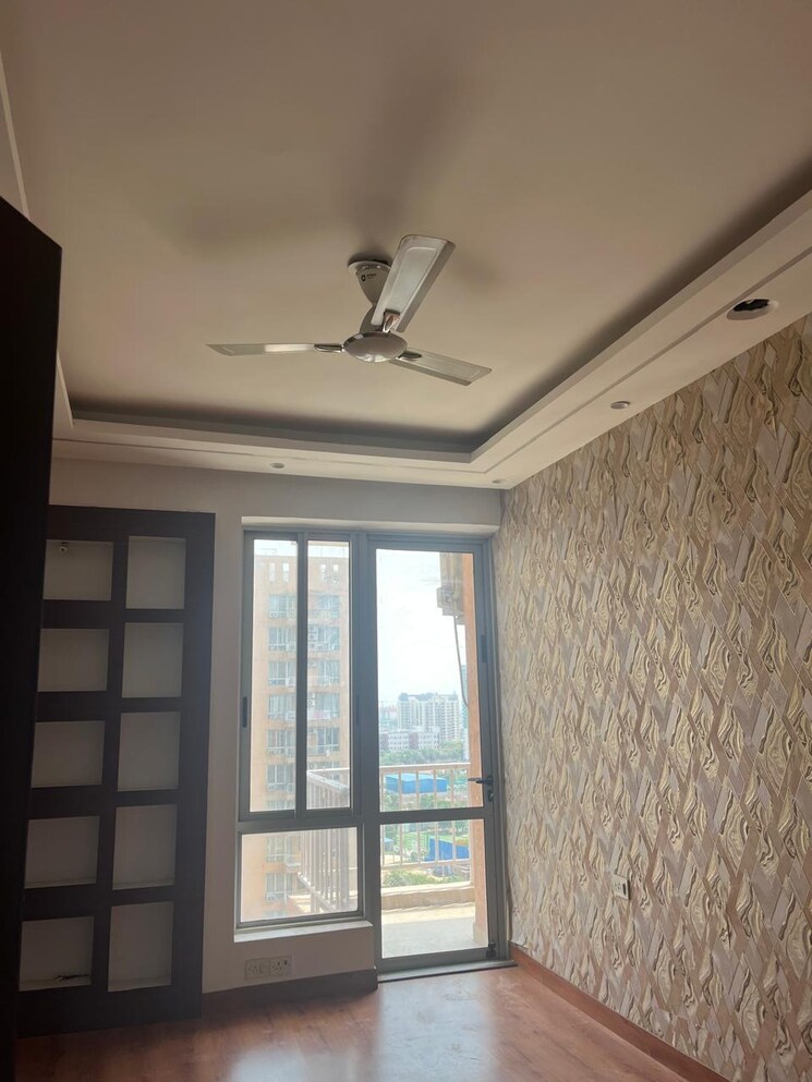 Room, pioneer-park-phase-1 3 Bedroom 1580 Sq.Ft. Apartment In Sector 61 Gurgaon 8786623