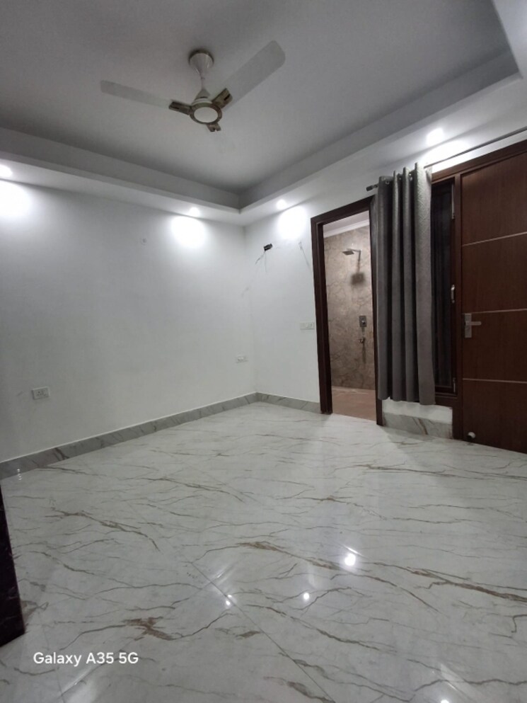 Room, saket 3 Bedroom 1200 Sq.Ft. Builder Floor In Saket Delhi 8786634