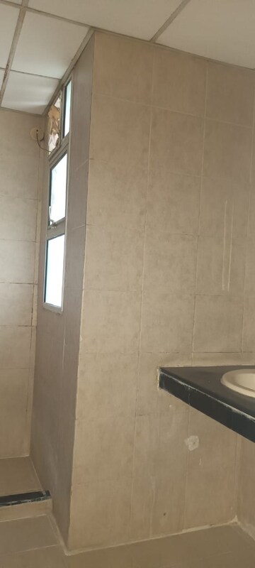 Furnished Amenities in 3 BHK Apartment at GC Emerald Heights, Vaishali Sector 9 – for Sale