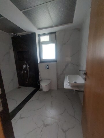 Bathroom in 5 BHK Apartment at Aashiyana Park, Aundh – for Rent