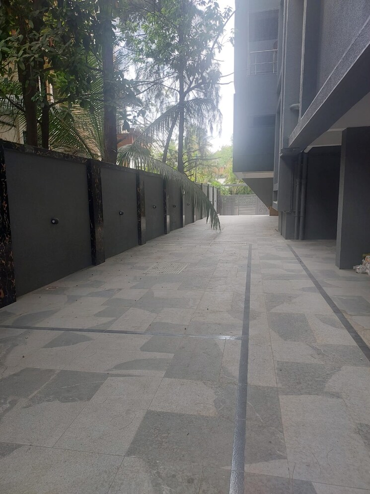  Parking, aashiyana-park 5 Bedroom 4000 Sq.Ft. Apartment In Aundh Pune 8786646