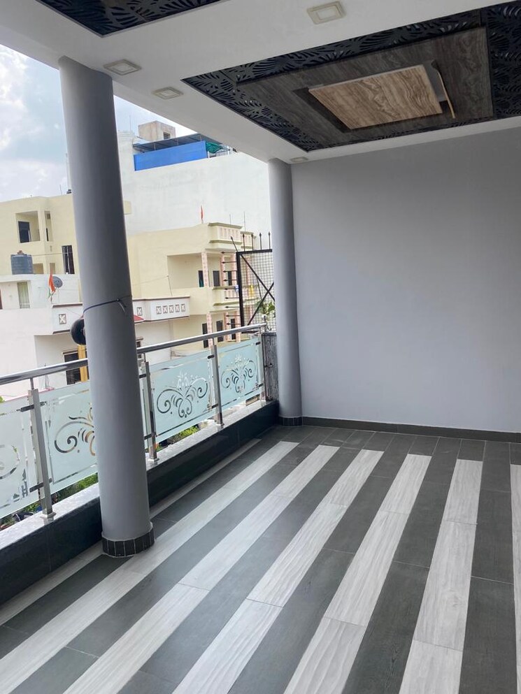 Balcony, sahar-plaza-indira-nagar 1 Bedroom 800 Sq.Ft. Builder Floor In Indira Nagar Lucknow 8786656